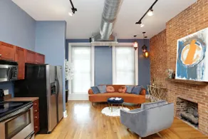 City Chic Loft - Downtown - Image 2