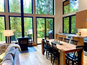 Stunning Forest View Chalet, 3 KING Beds, 3 Baths - Image 5