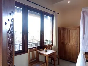 Loka Shanti Guest House Near The Yoga Barn - Image 5
