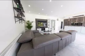 3 bed detached modern house with open kitchen diner and spacious first floor lounge with balcony. - Image 3