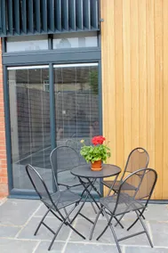 The Dutch Barn - 2 bedroom modern barn conversion - Image 3