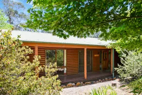 Falls Lodge - a Blue Mountains experience - Image 3