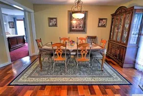 Cozy and spacious home - Image 2