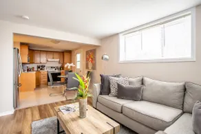 Stylish & Cozy Apartment - Image 4