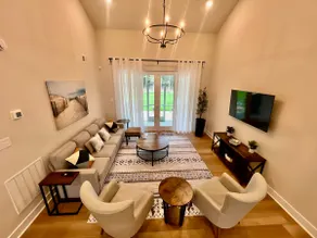 Sleeps 10 - Beach Vacation+Pool, 6 Beds/4BR/3.5BA - Image 2