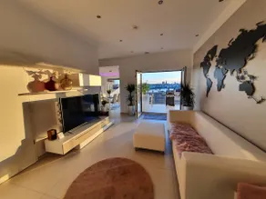 Suite with kitchen, bathroom and roof terrace on Lake Phönixsee - Image 2
