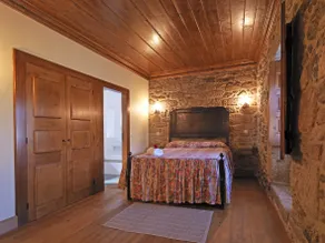 Stone Houses - Eira House - Image 3