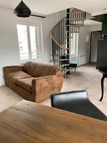 duplex near station with free parking, Perret view - Image 2