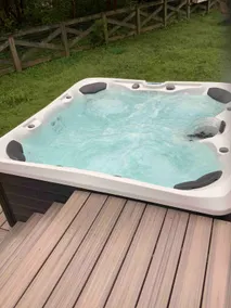 Downtown Stylish Farmhouse with Hot Tub! - Image 3