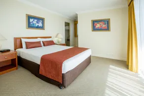Three Bedroom Apartment - Image 5