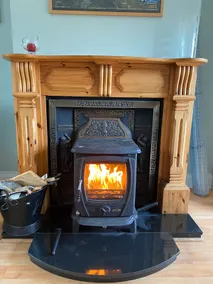 Kingfisher Riverside Retreat - Image 4