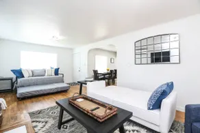In The HEART of it ALL- Downstairs Apt Unit 1 - Image 4