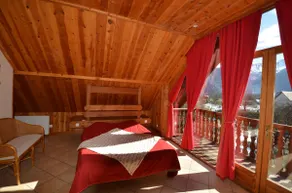 Beautiful detached chalet – 7 bedrooms – 7 bathrooms - Image 3