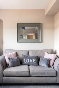 Apartment on Chester City Walls - Image 2