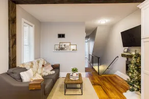 Lancaster Charm Meets Modern Elegance- 3 Bedroom - Image 2