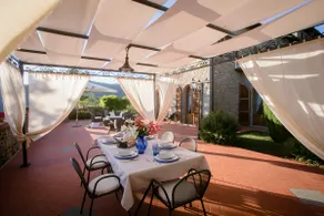 Corte della Luna, elegant villa med swimmingpool omgivet af en suggestiv olivenlunde - Image 4