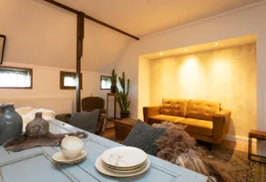 Complete makeover, modern and rustic. - Image 2
