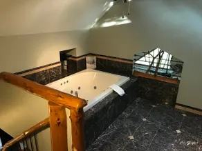 Tree House Home - Image 5
