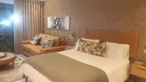 Luxurious Furnished studio in Menlyn Maine - Image 5