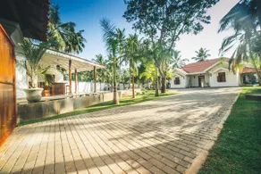 Sisikirana Villa (Luxury Villa in Galle) - Image 4