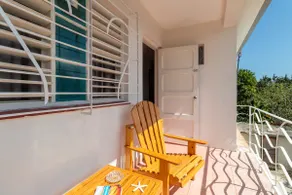 Aitana' s Residence in Cojimar - Image 3