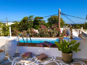 The Summer Pink House - Image 2