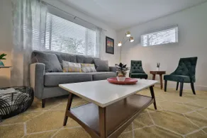 Live Like a Local | North Chattanooga Stay (left) - Image 4