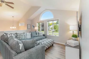 Hot Tub Getaway Near Shopping | Cozy Peaceful Home - Image 3