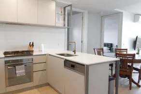 New Spacious 2 Bedroom With Gorgeous City Views - Image 4