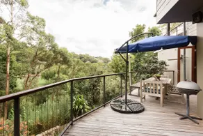 Walk to the Beach from a Leafy Paradise in Mosman - Image 5