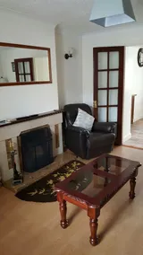 5 bedroomed Town house in Village Centre - Image 4