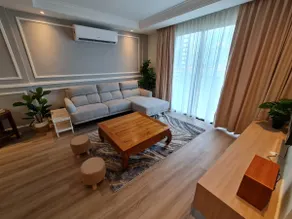 Lovely 1878 Apartment 3-bedrooms with free parking - Image 4