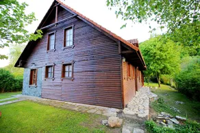 Marcell guesthouse (5 bedrooms) - Image 2