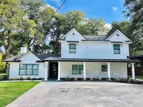 Driftwood River House - Image 2