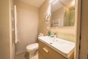 The Palm, elegant apartment & riverfront design - Image 5