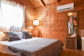 Cabin with bedroom and living room - private Jacuzzi in the room - Image 4