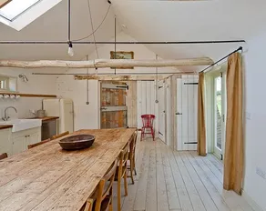 The Hamlet - with Hot Tub, Cinema Room & Taproom - Image 4