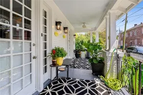 Mid-Century Modern w/ King bed steps from Rail Car - Image 3