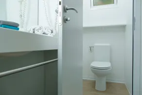 Bungalow Deluxe - Image 2