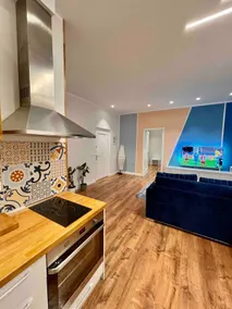 Lovely condo in the city center - Image 2
