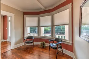 Vintage Retreat | Near Beale St - Image 4