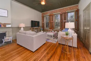 The “February Room” Restored Historic Downtown Apt - Image 3