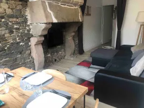 1-Historical and comfortable escape - Image 3