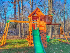 Family Retreat Near LU|King|Grill|Firepit|Playset - Image 4