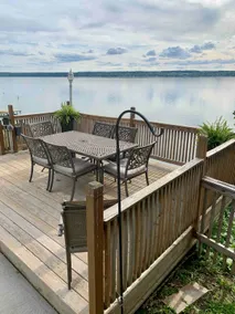 Hibiscus Lodge on Seneca Lake - Image 2