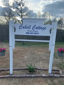 The Cozy Cabell Cottage - Image 5
