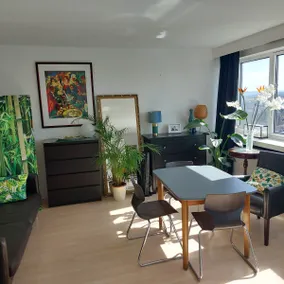 Sunny boutique apartment on the 14th floor - Image 2