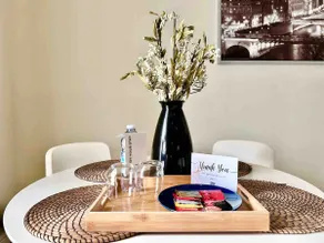 Lovely, Modern Apt next toThe Sea Front - Image 3