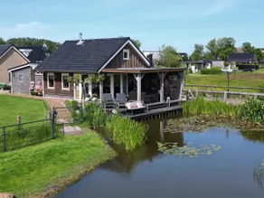 Cottage by the pond - Image 2