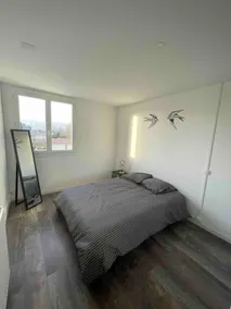☼ Comfortable 4 bedroom with balcony, new and quiet ☼ - Image 3